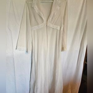 Vintage Sheer White Lace Trim Robe Medium 70s 80s Lingerie Duster